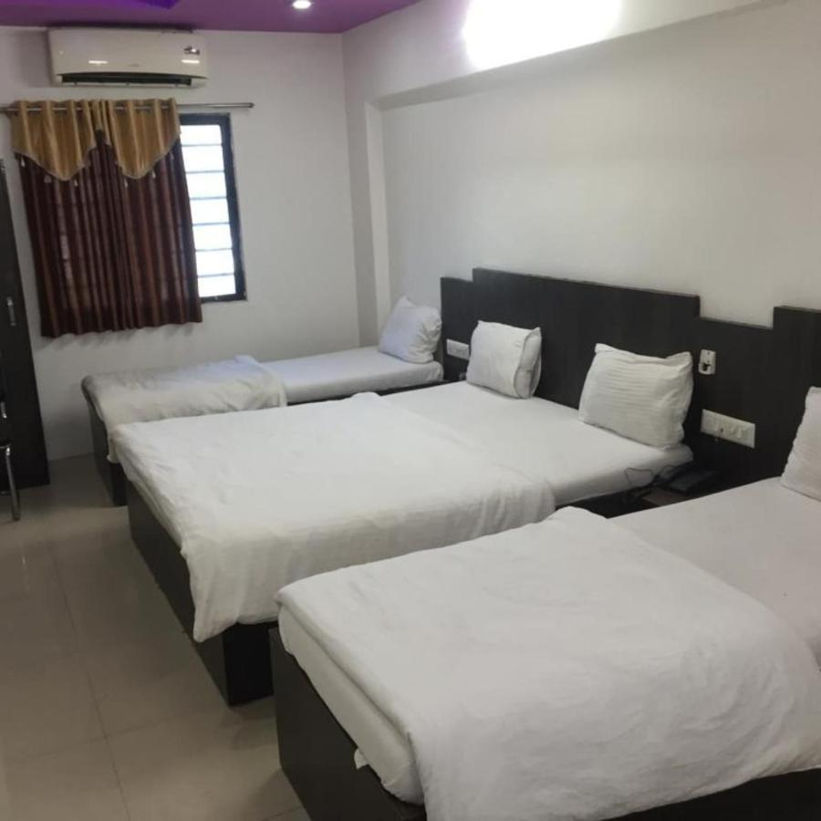 Hotel Long Stay Ahmedabad Exterior photo