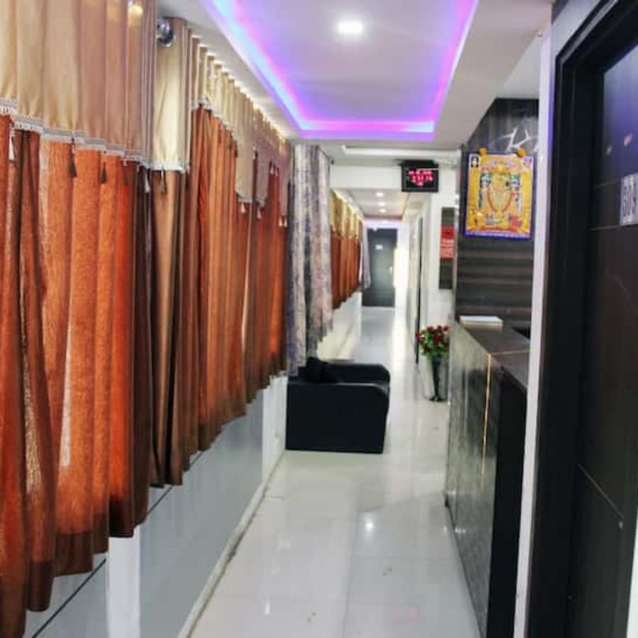 Hotel Long Stay Ahmedabad Exterior photo